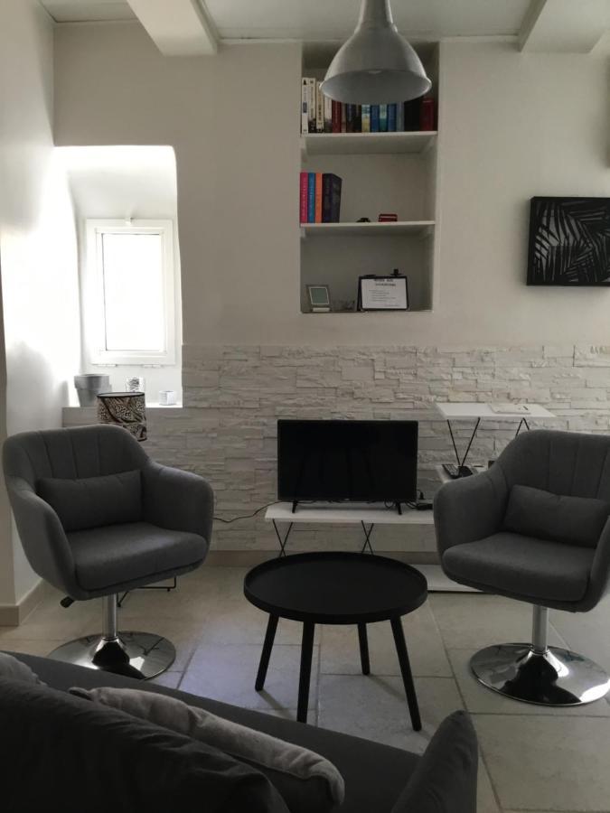 Agreable Maison De Village Provencal Volx ภายนอก รูปภาพ